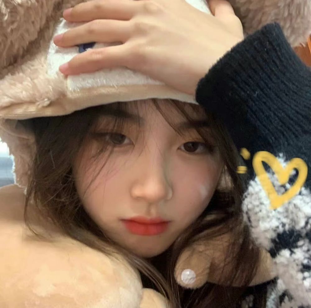 精选优质温柔小众好看的女生头像323