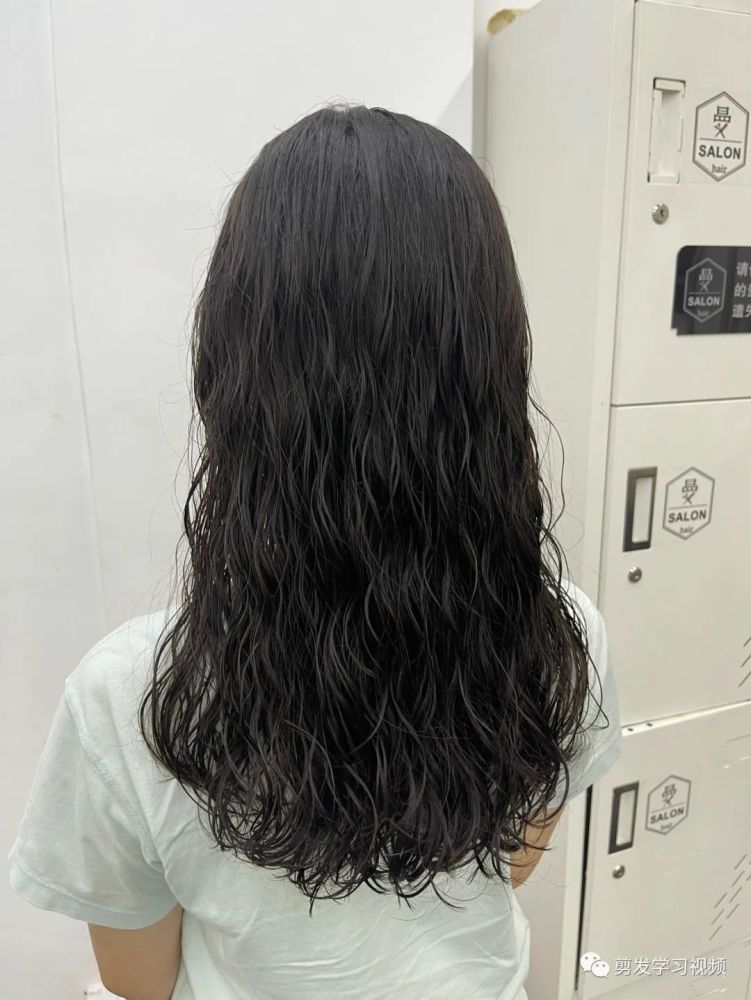 2022烫发就选"爆款法式背影烫"抓紧啦!插图49