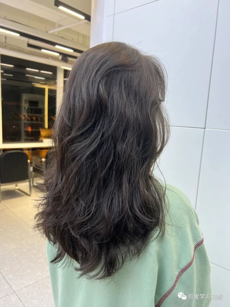 2022烫发就选"爆款法式背影烫"抓紧啦!插图52