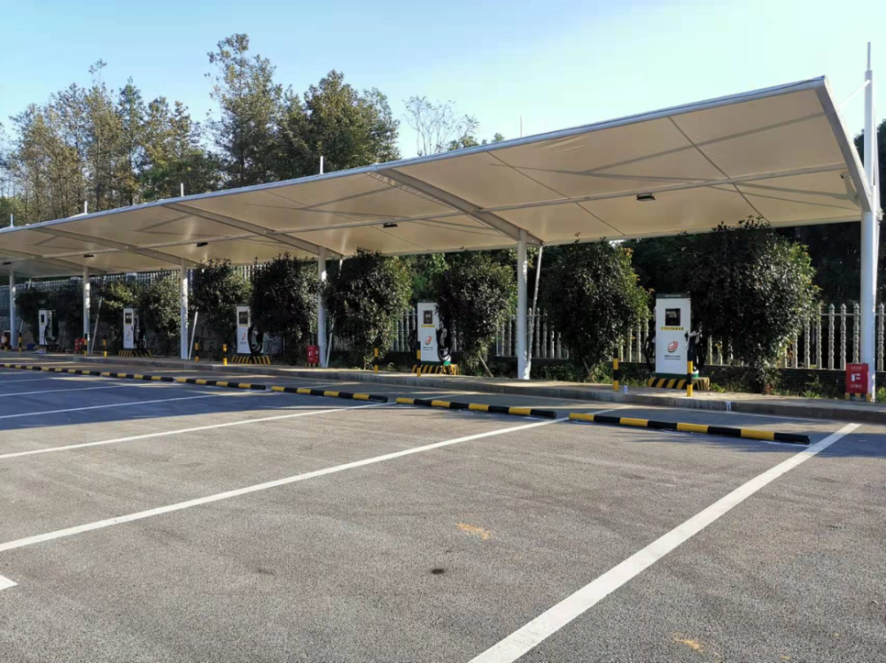 望城一批公交专用充电站顺利投运缓解新能源公交充电难题