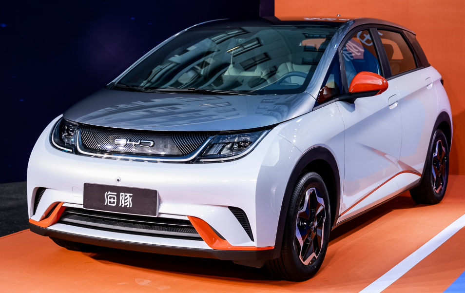 比亞迪海豚将刀片電池融入車身結構 小巧車身蘊藏寬大空間 天天看點
