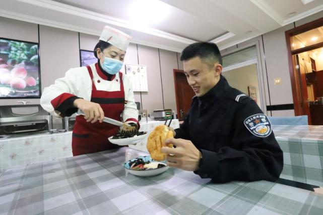 【致敬警察節】用平淡事蹟書寫愛民戍邊 衛國豪情|馬桂芳|衛國|符文帥