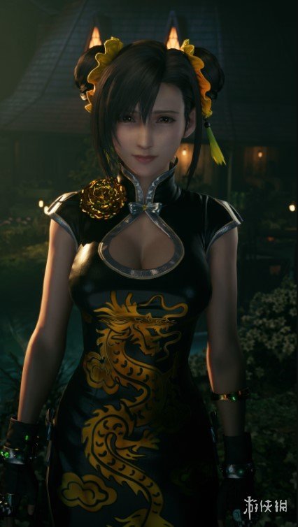 《最终幻想7重制版》蒂法服装mod 超性感中国风旗袍!_腾讯新闻