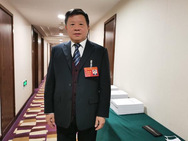 卫华创始人韩宪保:建议加速实现土地集约化经营_腾讯新闻