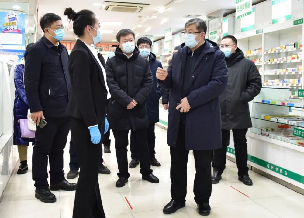 罗海涛深入人员密集场所督导检查疫情防控工作