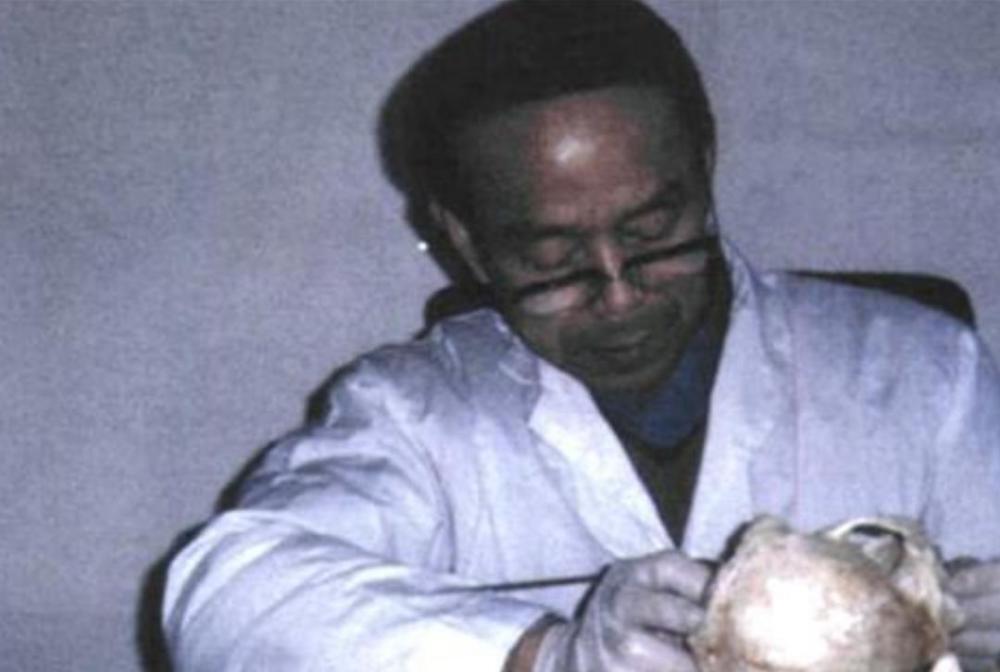 专家在1997年曾对猴娃曾繁胜的遗骨进行检测结果如何