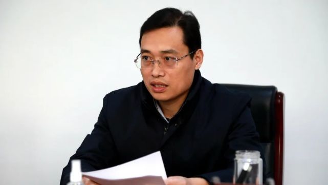 县委常委,组织部部长王建国主持召开"三比一争"大比武工作协调会