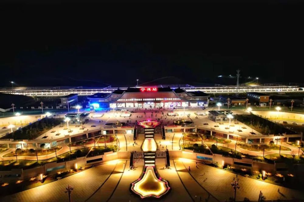 【美景】夜幕下的宁洱站,更加美丽迷人!_腾讯新闻