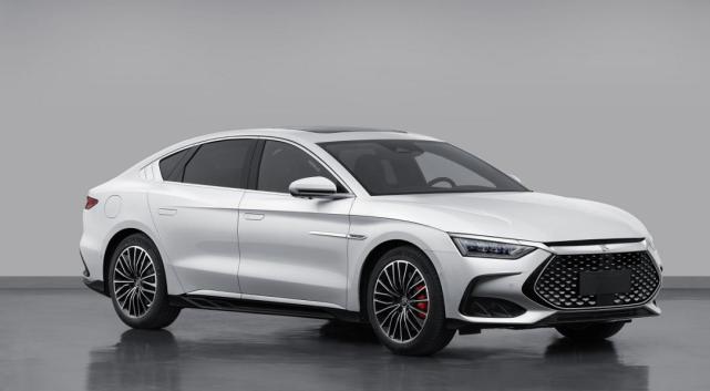 全新轿跑外观性能与效能双标杆新款比亚迪汉工信部数据曝光