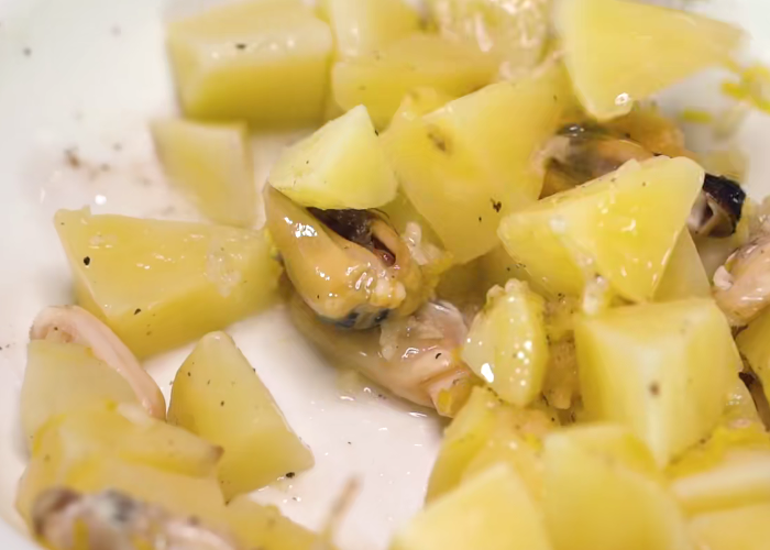 这款土豆海鲜沙拉真好吃风味独特营养又解馋家人都爱吃