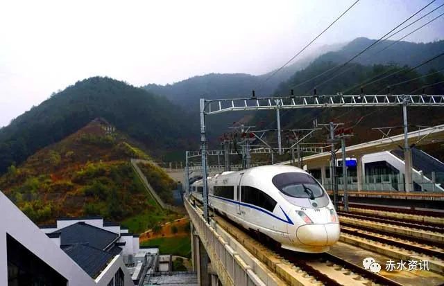 规划的遵泸高铁全长236公里,铁路等级为客运专线,设计行车速度350公里