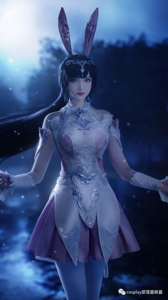 cos斗罗大陆小舞cos正片赤月