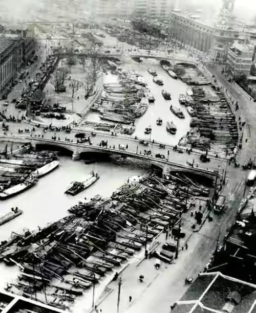 打过河对岸,官兵们不断牺牲,这让在前线的235团团长王景昆沉不住气了