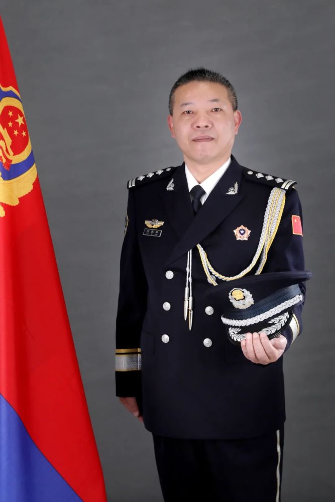 福鼎公安警礼服形象照首度曝光