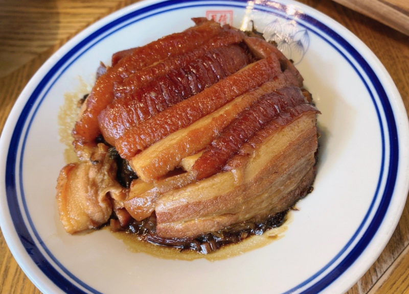 四,梅菜扣肉众所周知梅州是客家菜的故乡,但你可能不知道梅州还是梅菜