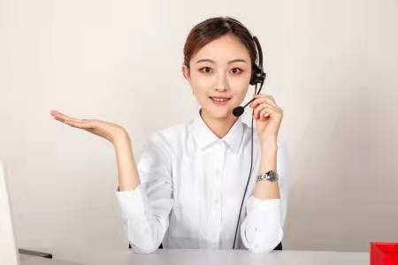 锦州大哥撞车给保险公司客服打电话跟你沟通咋怎么费劲呢