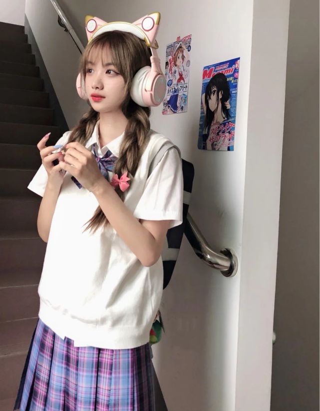 jk制服今日电竞少女再不来游戏就要结束啦