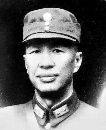 最后一任云南王卢汉1949年与龙云通电起义他的结局如何