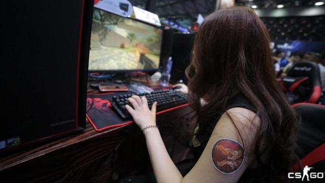 csgo为啥csgo里妹子这么少都是被喷走的