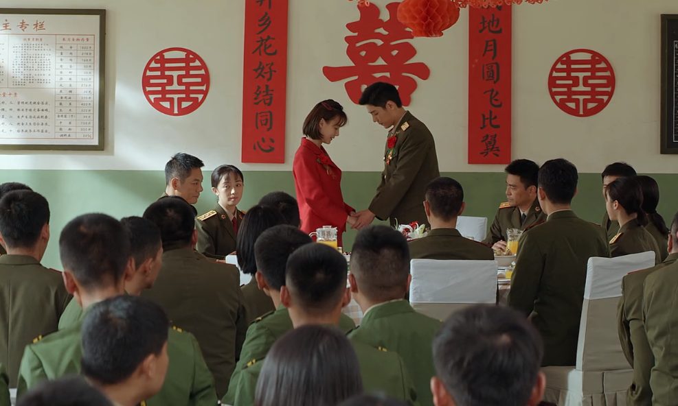 王牌部队江南征婚礼上唱歌顾一野反应太真实他还是爱南征的