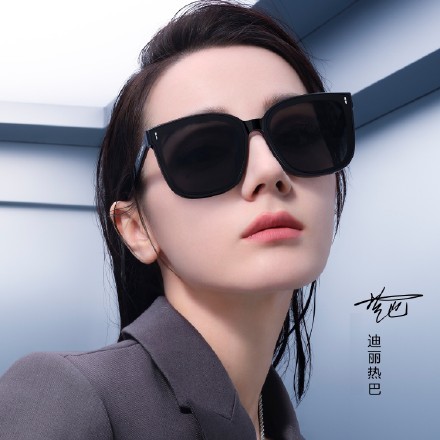 扎心了继肖战后迪丽热巴官宣代言陌森眼镜2小时卖了不到5000元不如