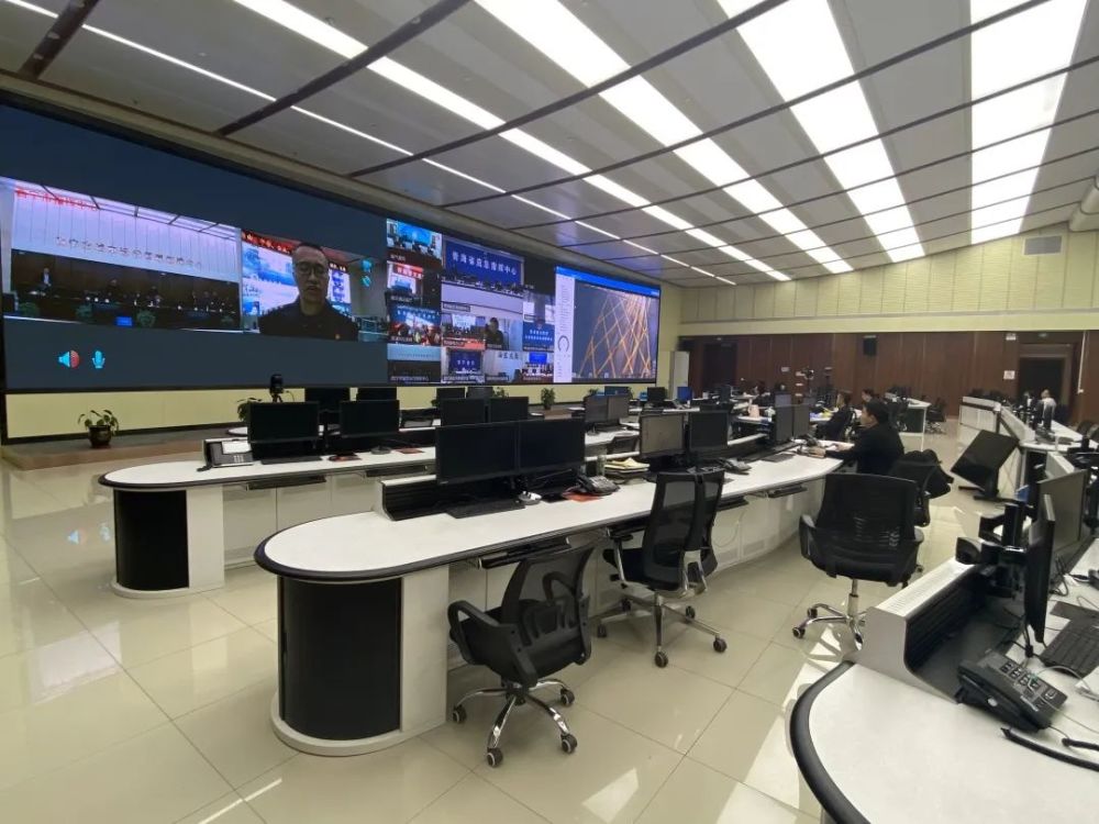 对市公安局110指挥中心,市消防救援支队119指挥中心及四区指挥中心
