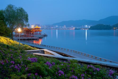 磁湖风景区图片