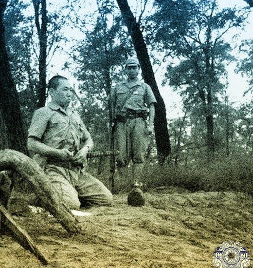 直击日军战败后剖腹自尽全过程极其痛苦图九是其介错人