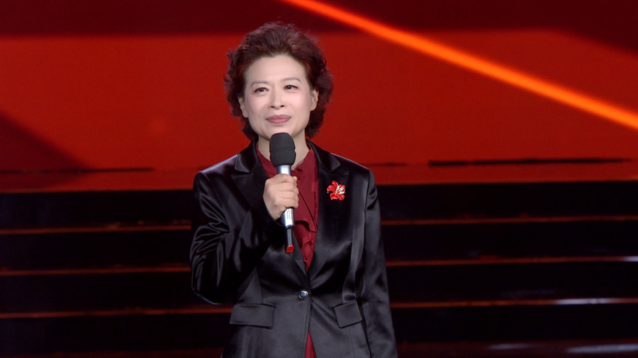 北京广播电视台副总编辑徐滔致敬2021北京榜样61最美警察