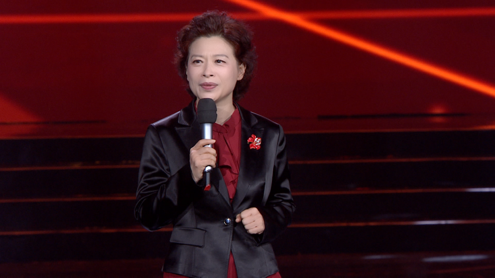 北京广播电视台副总编辑徐滔致敬2021北京榜样61最美警察
