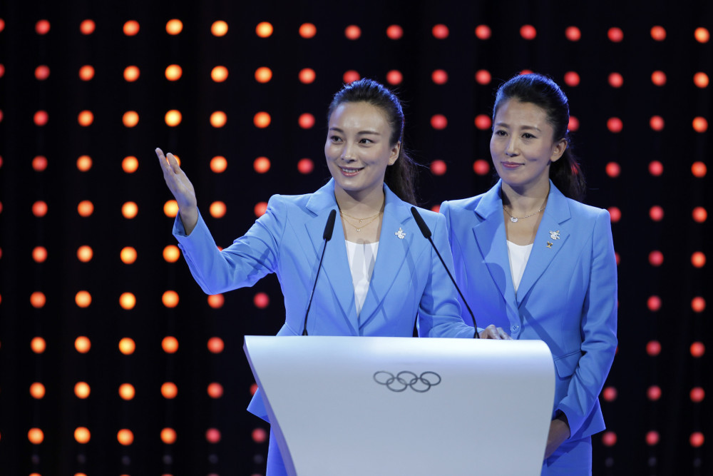 【冬奥星光】“冰雪女王”杨扬：中国女性的成长与力量_腾讯新闻