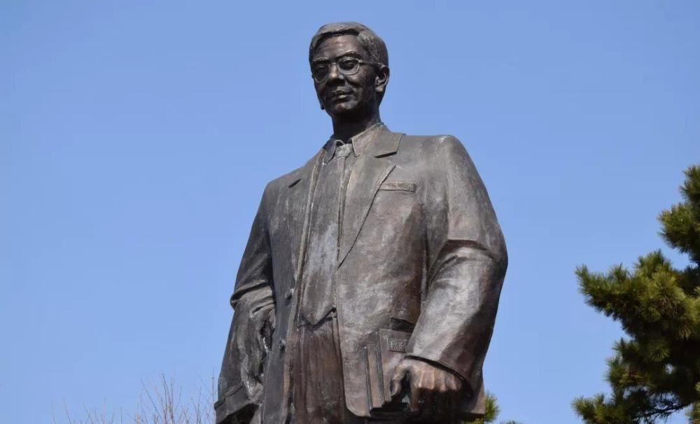 两弹元勋遭遇空难最后时刻用身体护住绝密资料总理闻讯痛哭