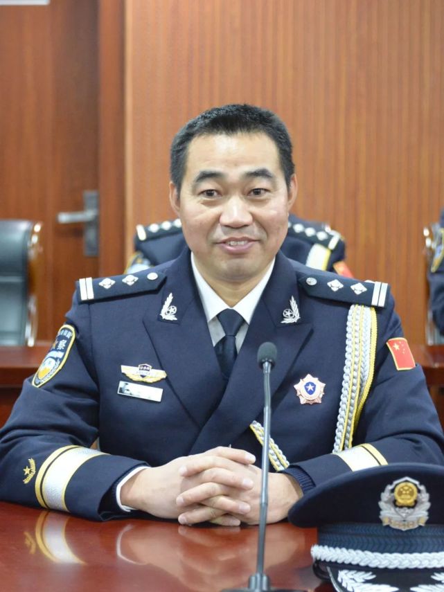 金色盾牌,热血铸就——全市检察机关司法警察庆祝"中国人民警察节"