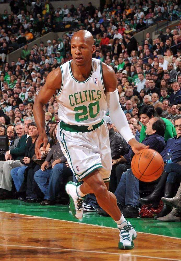 拯救詹姆斯生涯的君子剑雷阿伦的职业生涯有多伟大