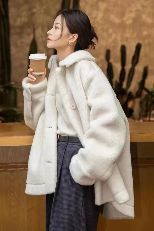 冬天除了羽绒服还可以穿什么 3件外套能过冬 不臃肿又时尚 腾讯新闻