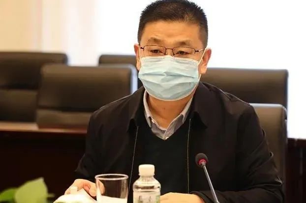 马强主持召开专题会议调度医疗防控组工作1月7日,市