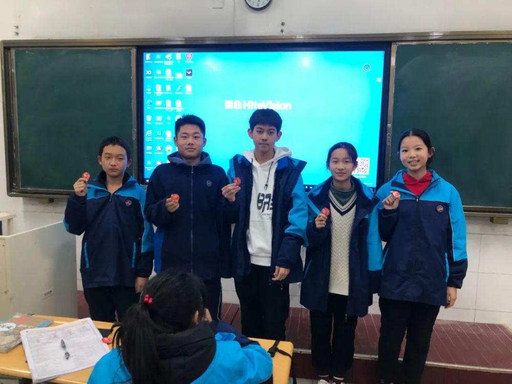 学习优秀个人籍文婕,李柏良,程翌阳,赵月浩,姜诺然学习优秀个人贾皓翔