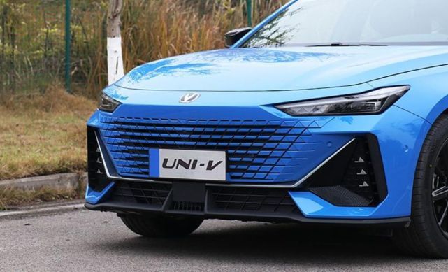 长安UNI-V正式开启预售，1.5T顶配车型预售价为13.49万元国家玮家长给孩子小测英语单词说说