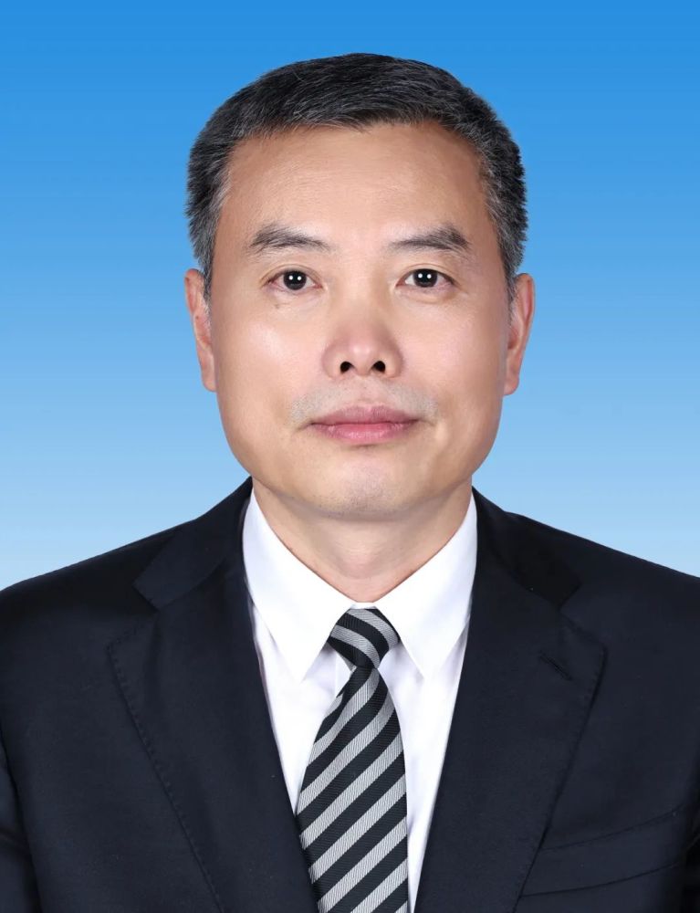 周继春周继春,男,汉族,1970年11月生,大学,中共党员.