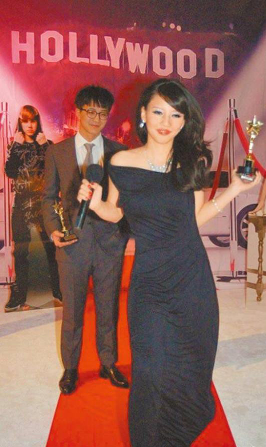 李靓蕾结婚前旧料被扒前男友身份不输王力宏婚后差别非常大