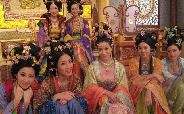 公主嫁到:佘诗曼演活了刁蛮公主,下嫁驸马的老套剧情,超好看!