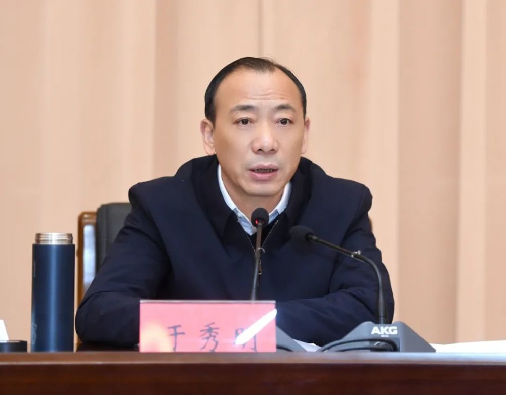 省2021年度平安建设考评宜春述职会召开于秀明作述职报告