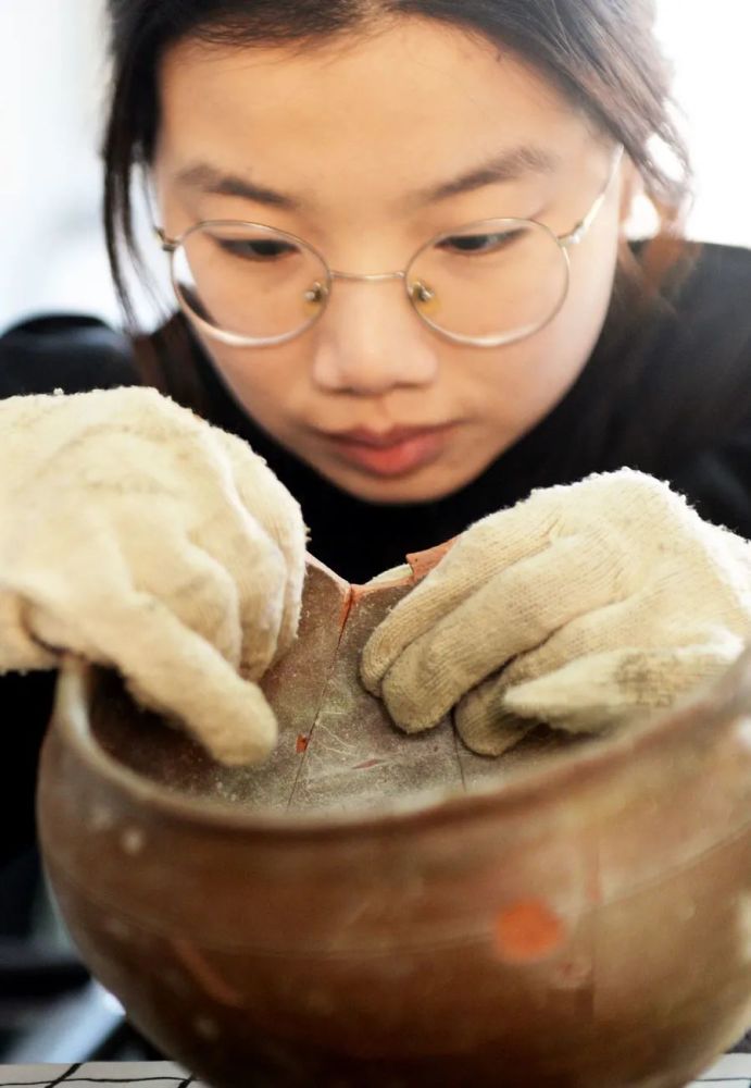 两名95后姑娘的考古梦访古的路上青灯黄卷一刷一铲