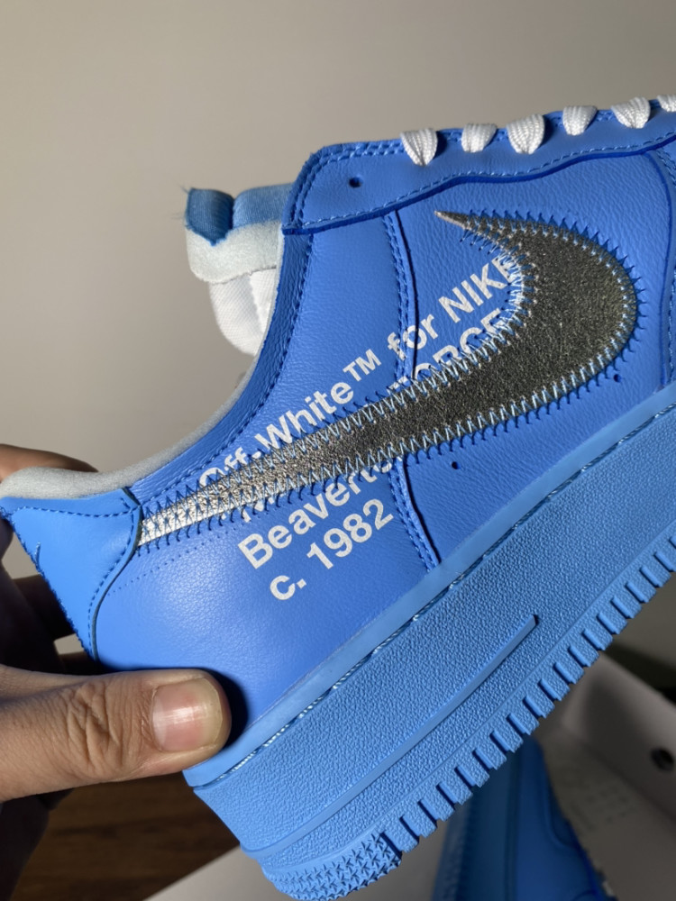 舍不得穿系列的艺术作品af1艺术馆蓝