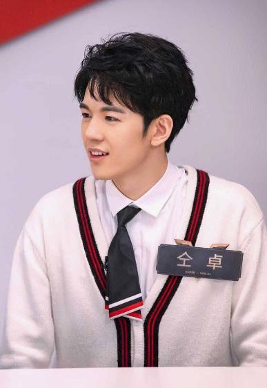 仝卓高考舞弊案新进展本人喊冤称被舞弊网友彻底封杀吧