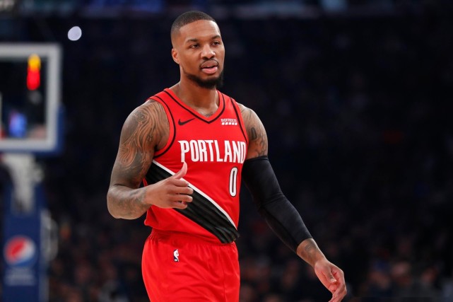 开拓者利拉德壁纸分享