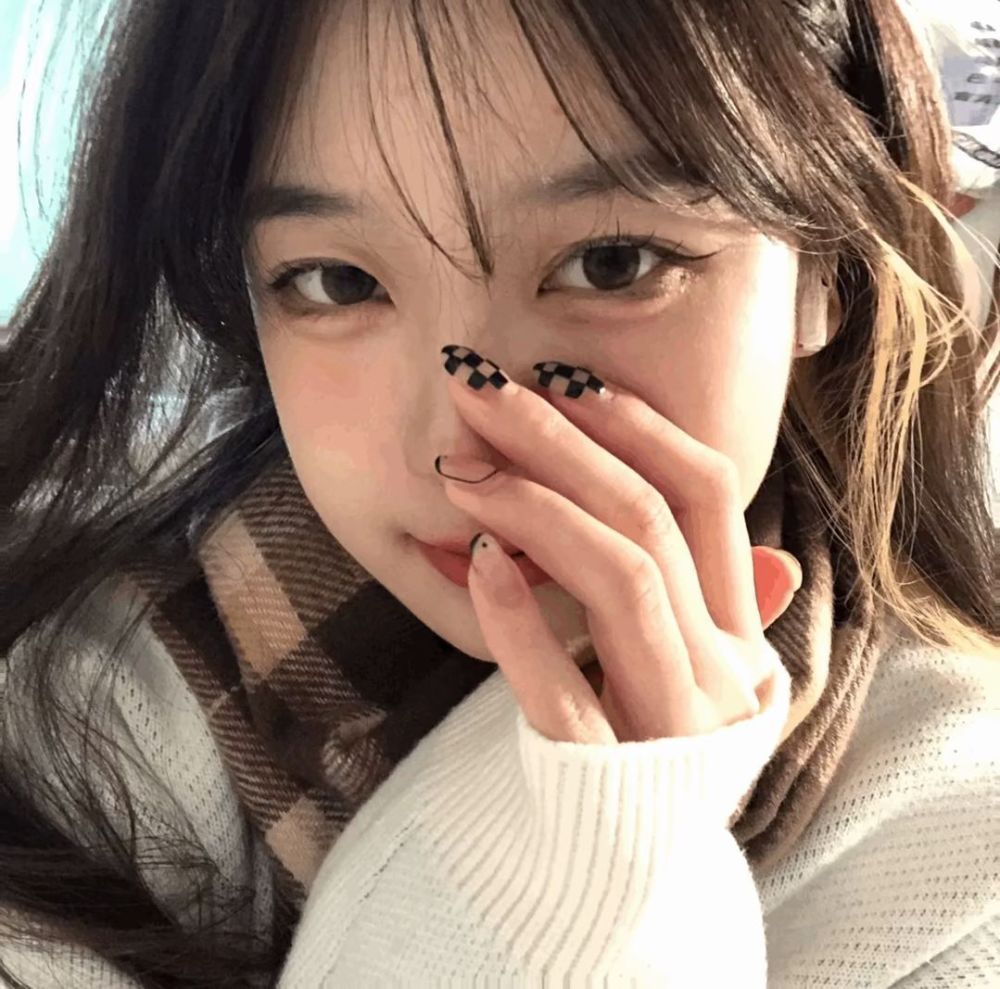 精选优质温柔小众好看的女生头像366