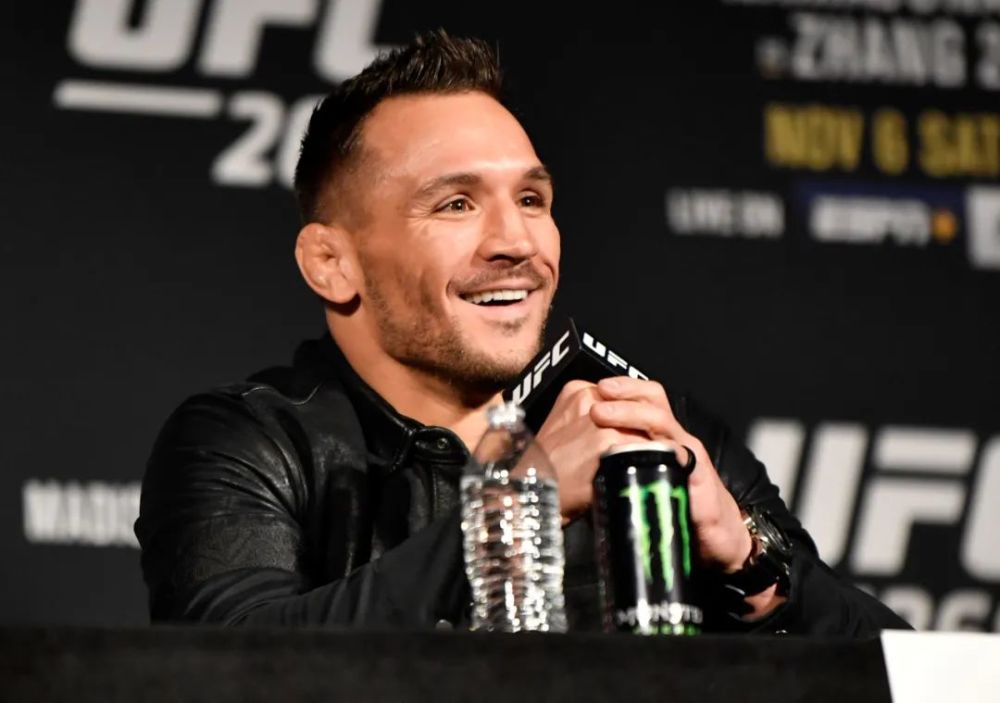 在去年12月的ufc269中输给盖奇后,钱德勒就已经迫不及待地在赛后的