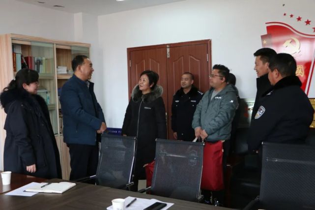 黄南州公安局开展向州级人大代表,政协委员征求意见建议专项工作