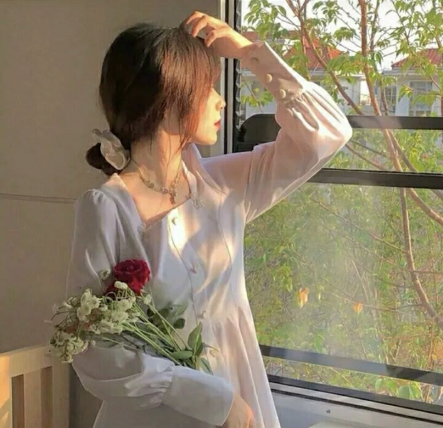 第890期|女生头像:0111温柔ins鲜花捧花女生头像